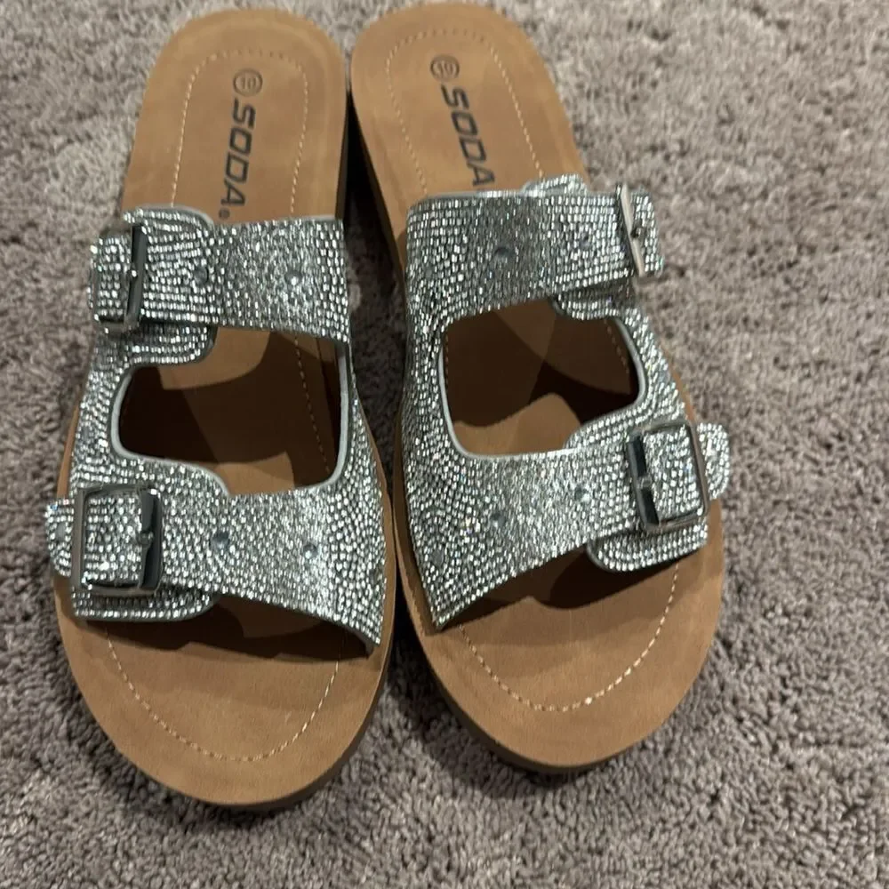 Soda size 10 sparkle sandals brand new !